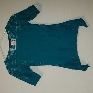 Almost famous top (t4)